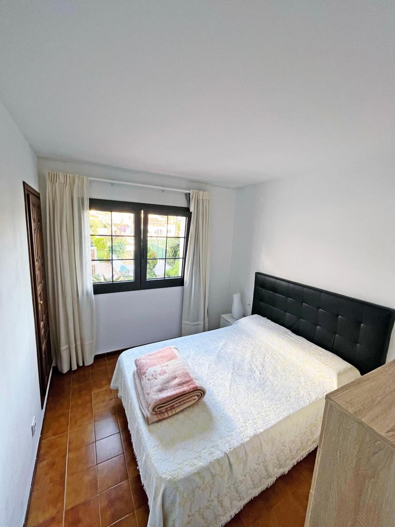 Apartamento En La Escala Con Piscina Y Parking L' Escala Esterno foto